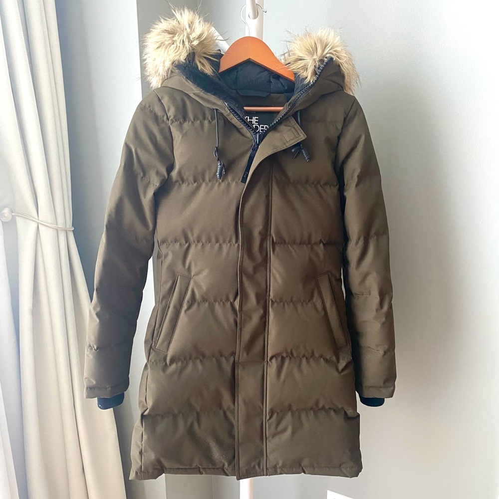 Aritizia TNA Powder Parka - Olive Green